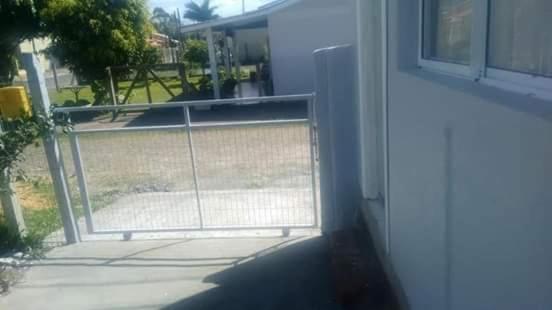 Kitnet K1 Em Torres-Rs - Na Mais Bela Praia Gaucha - Cozinha - Banheiro - Ar Condicionado - Smart Tv 32' - Wi-Fi - Anfitria Superhost No Bnb Exteriér fotografie