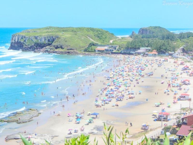 Kitnet K1 Em Torres-Rs - Na Mais Bela Praia Gaucha - Cozinha - Banheiro - Ar Condicionado - Smart Tv 32' - Wi-Fi - Anfitria Superhost No Bnb Exteriér fotografie