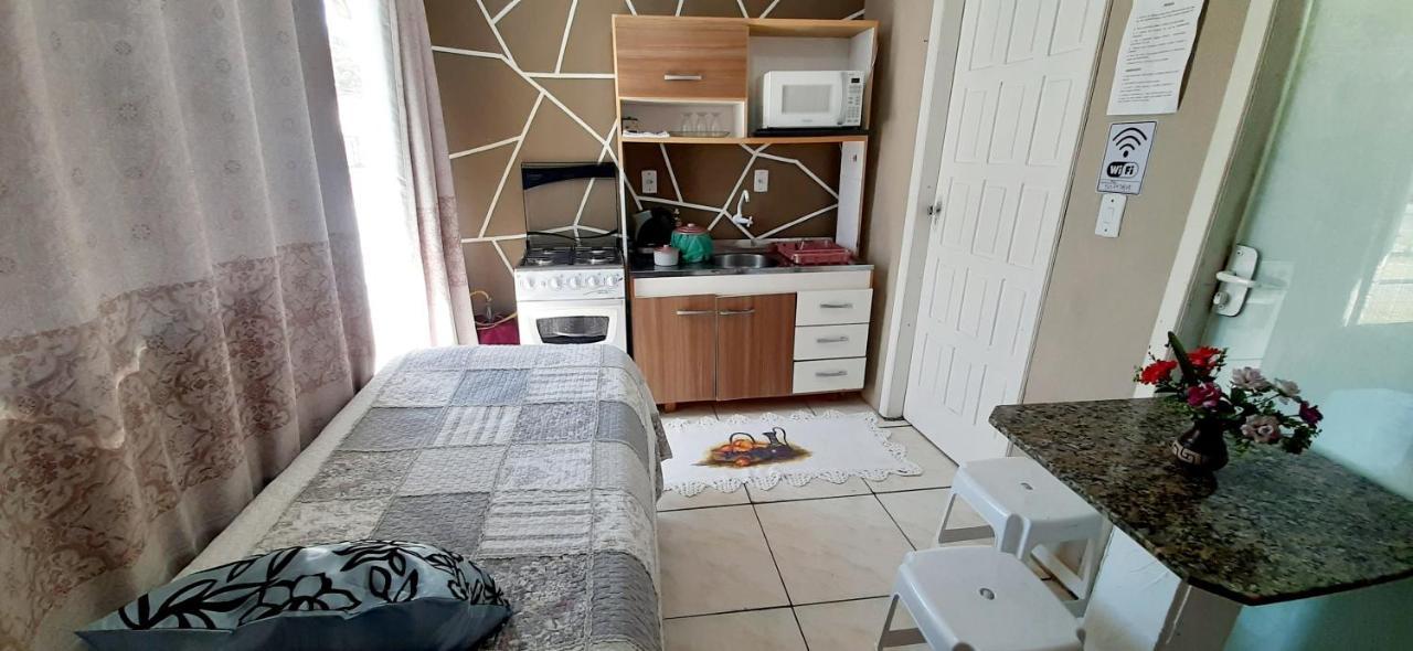 Kitnet K1 Em Torres-Rs - Na Mais Bela Praia Gaucha - Cozinha - Banheiro - Ar Condicionado - Smart Tv 32' - Wi-Fi - Anfitria Superhost No Bnb Exteriér fotografie